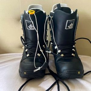 Burton “Casa” Women’s Snowboarding Boots (Sz 9)